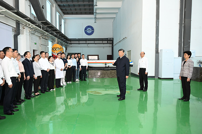 习近平在黑龙江考察时强调 牢牢把握在国家发展大局中的战略定位 奋力开创黑龙江高质量发展新局面 蔡奇陪同考察 习近平在黑龙江考察时强调 牢牢把握在国家发展大局中的战略定位 奋力开创黑龙江高质量发展新局面 蔡奇陪同考察