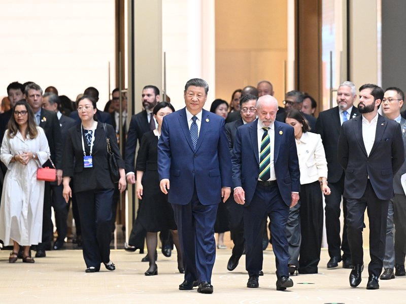 习近平出席中拉论坛第四届部长级会议开幕式并发表主旨讲话 习近平出席中拉论坛第四届部长级会议开幕式并发表主旨讲话