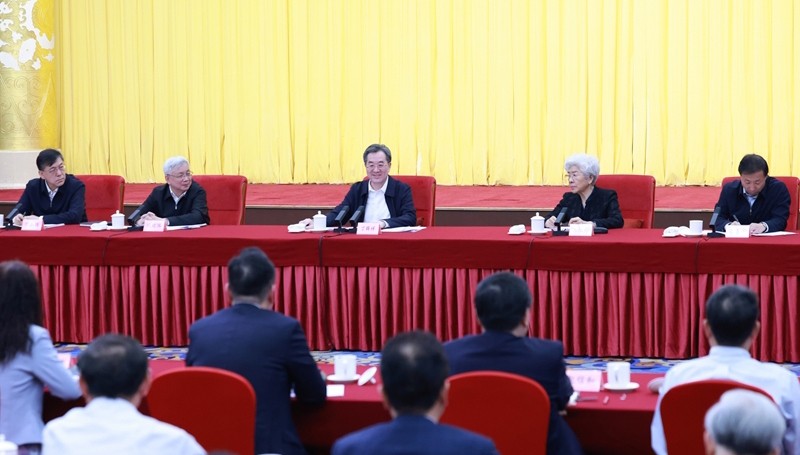 丁薛祥出席中国科学院学部成立70周年座谈会时强调:坚守初心使命 勇攀科技高峰 更好肩负起科技强国建设重任