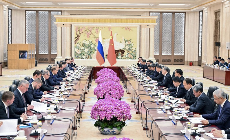 丁薛祥同俄罗斯第一副总理曼图罗夫共同主持中俄投资合作委员会第十二次会议