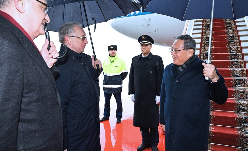 李强赴莫斯科出席上海合作组织成员国政府首脑（总理）理事会第二十四次会议