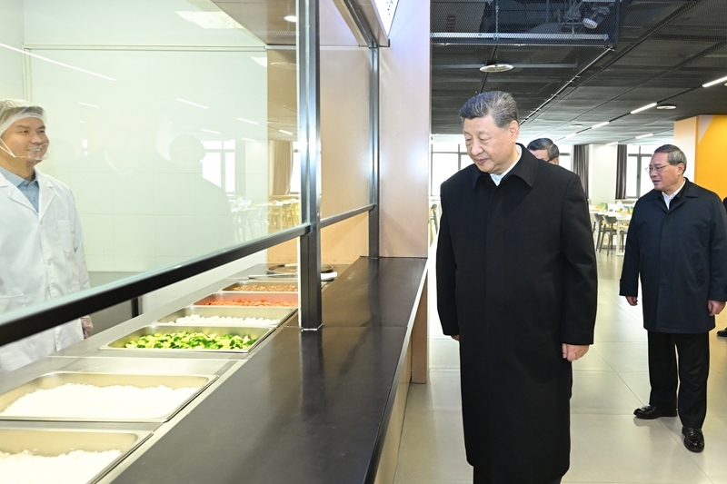习近平：牢牢把握雄安新区功能定位 努力建设新时代创新高地和推动高质量发展样板