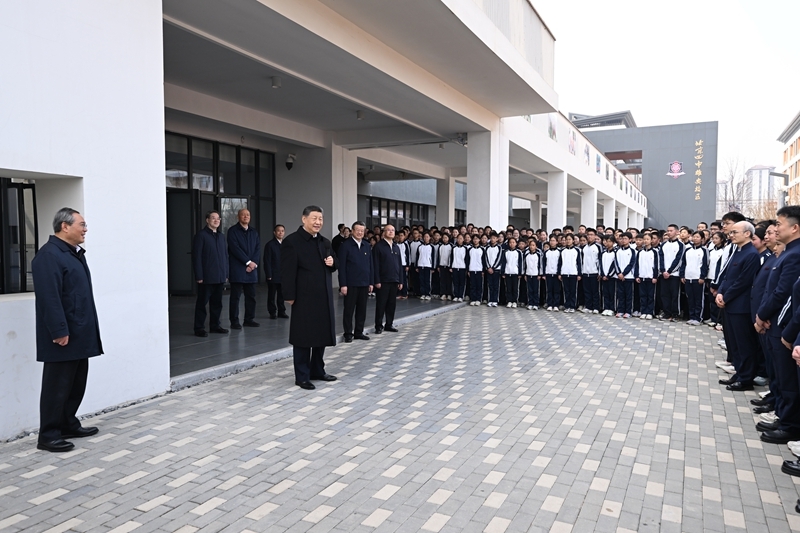 习近平：牢牢把握雄安新区功能定位 努力建设新时代创新高地和推动高质量发展样板