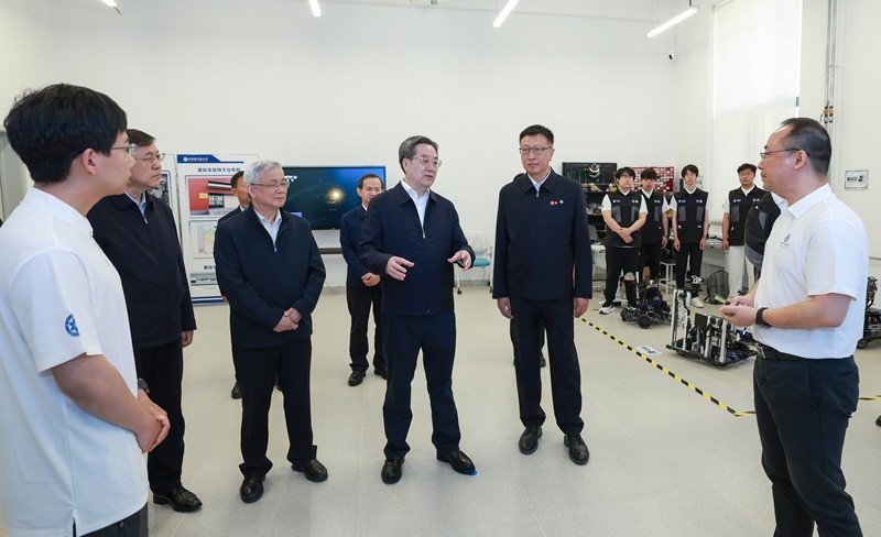 丁薛祥在调研基础研究时强调：深入贯彻落实加强基础研究座谈会精神 全面提升基础研究水平和原始创新能力