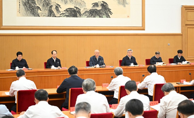全国党建工作座谈会在京召开 蔡奇出席并讲话 李希出席